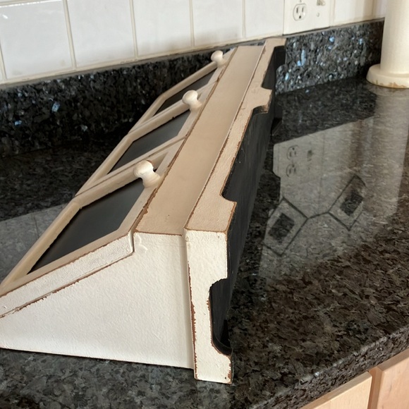 Shabby Chic Tabletop Organization/Storage Unit, Black Front Are Chalkboard - Picture 7 of 14